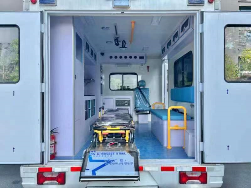 120急救車配置清單，程力專用汽車讓你看到“生命奇跡”的信心
