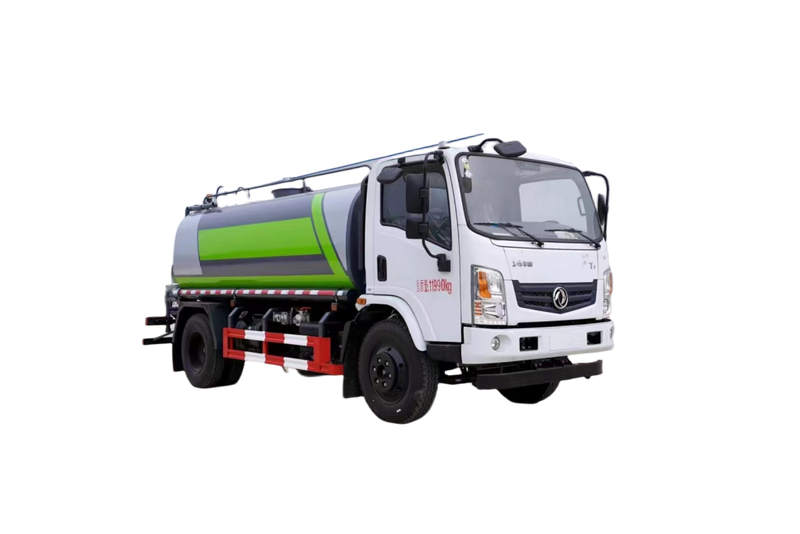 隨州東正12方灑水車：給城市清潔保駕護(hù)航
