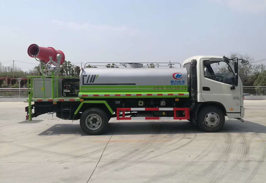 綿陽(yáng)市工地灑水車出租：程力專用汽車竭誠(chéng)為您服務(wù)
