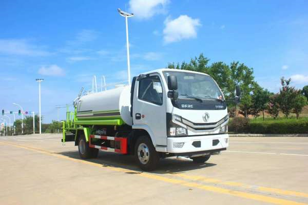 凱馬灑水車(chē)出售價(jià)格表
