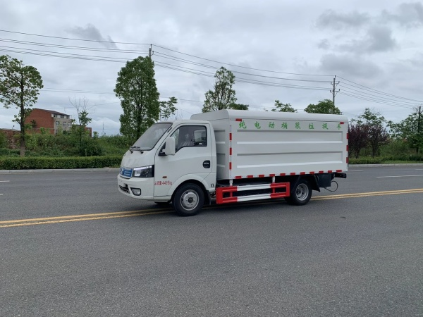 東風(fēng)多利卡12噸灑水車——讓城市更美麗
