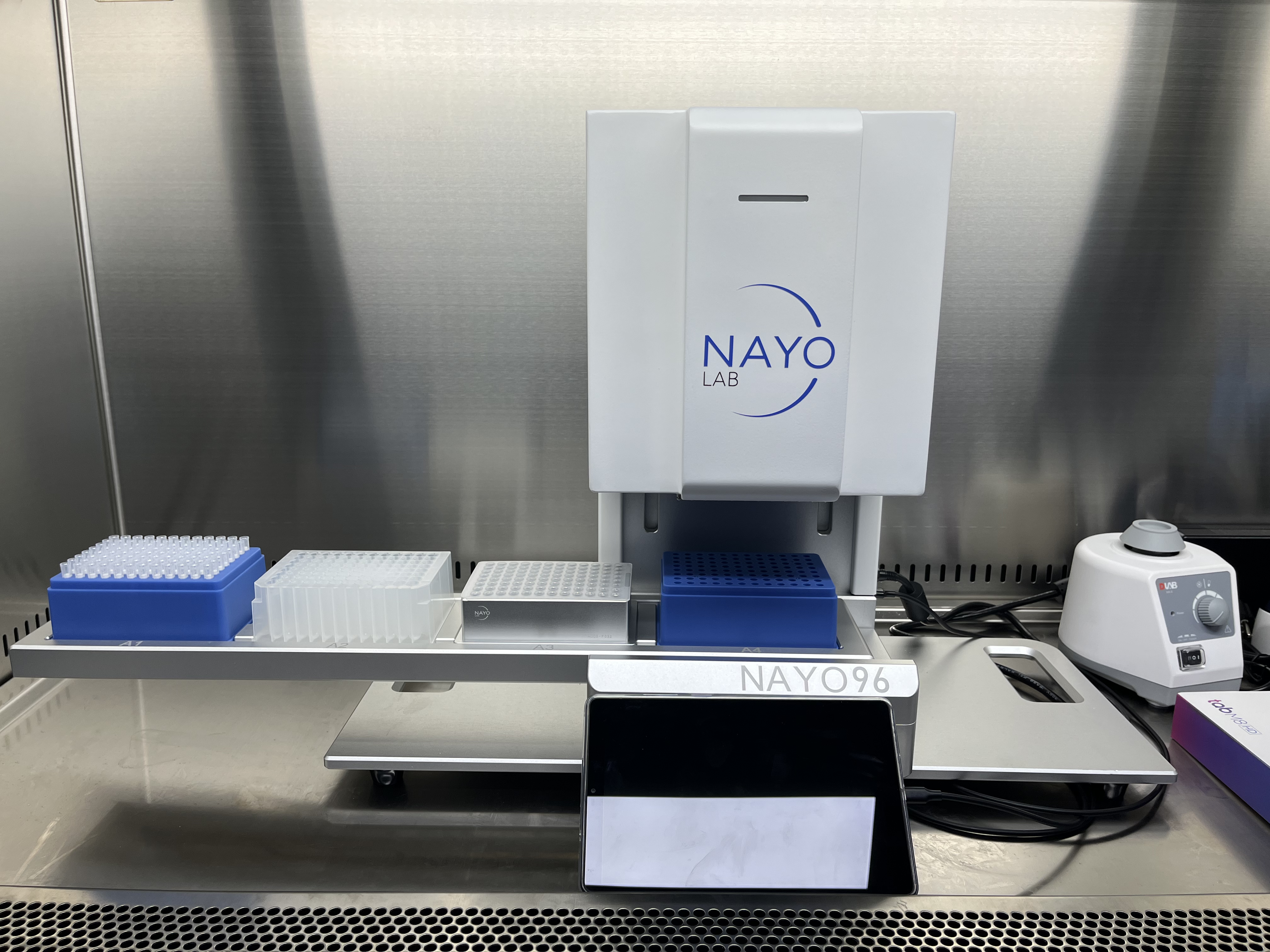 移動(dòng)核酸檢測方艙(圖2) 微信圖片_20220727102438.jpg